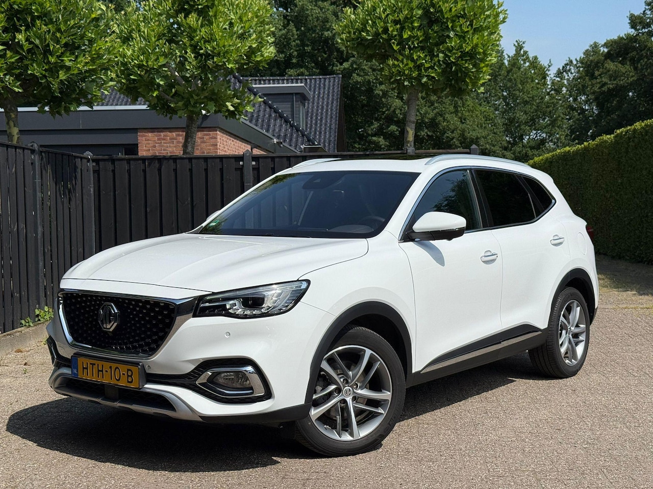 MG EHS - 1.5 TGDI Luxury 360 camera PANO ACC - AutoWereld.nl