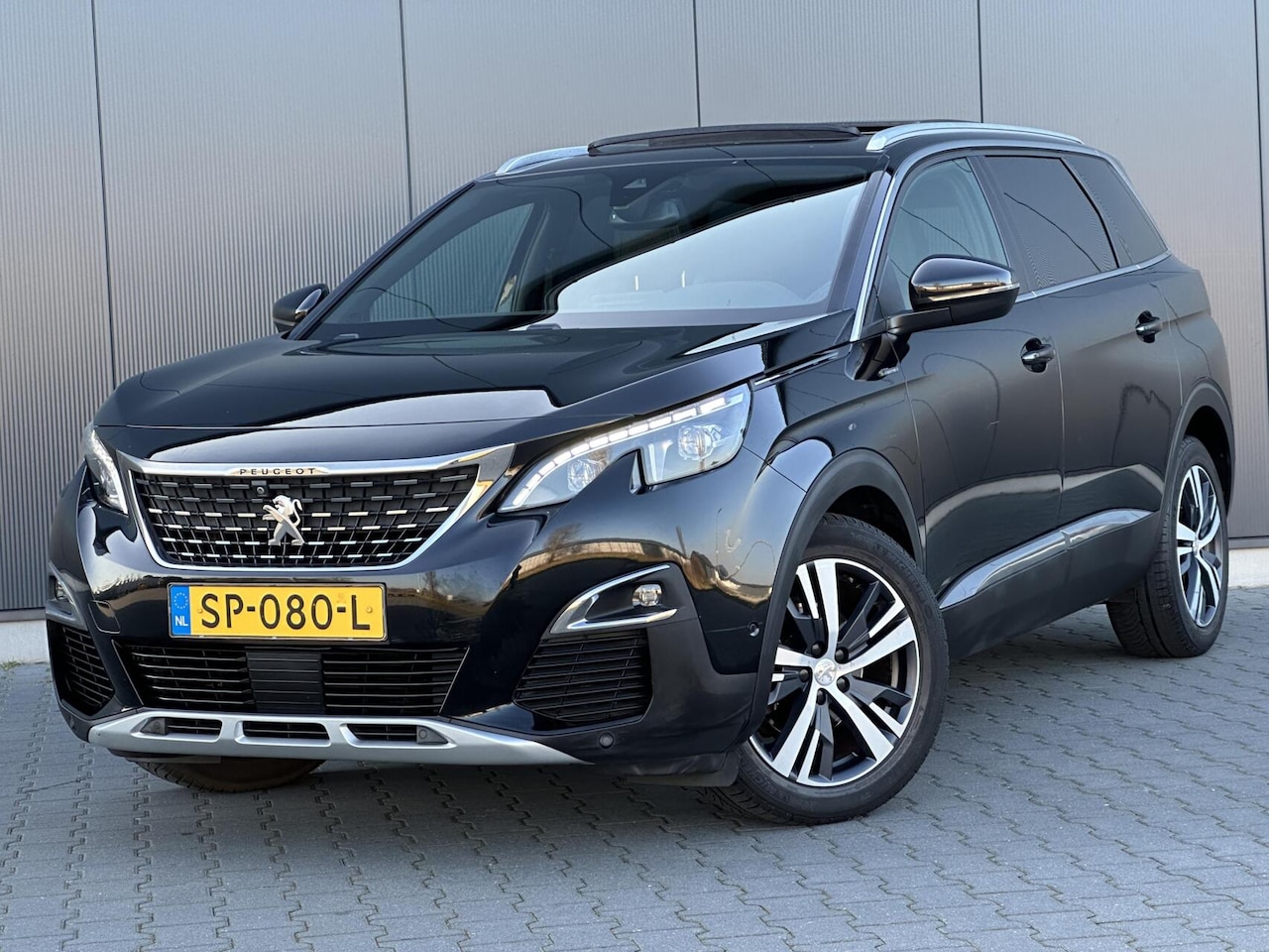 Peugeot 5008 - 1.2 PureTech GT-Line 7-Persoons - Pano - Leder - Led - AutoWereld.nl