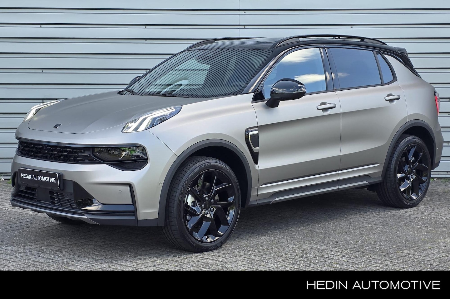 Lynk & Co 01 - 1.5 | 75 KM Electrisch | Panoramadak | Keyless | Digitale Sleuten | Black Pack | - AutoWereld.nl