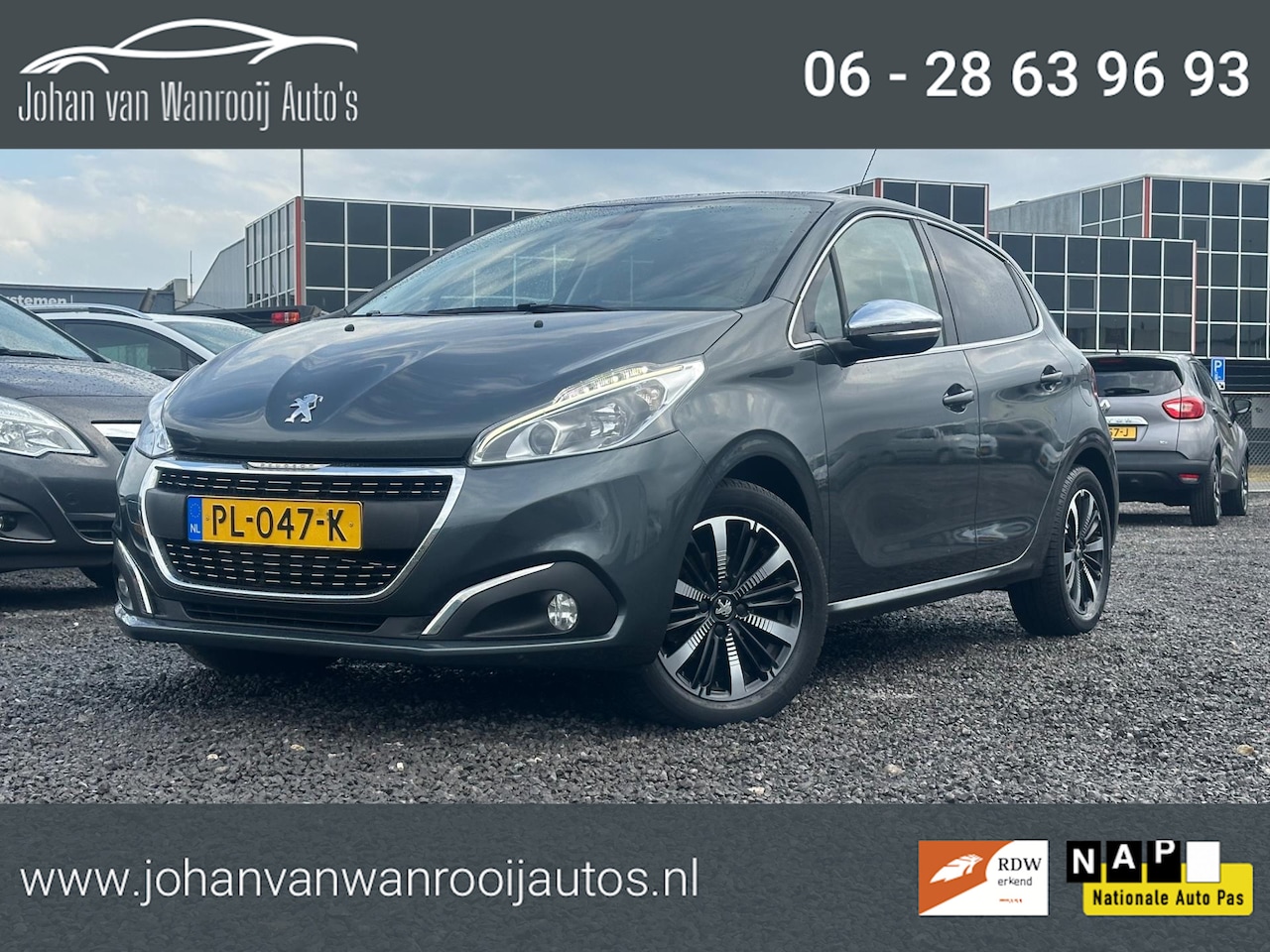 Peugeot 208 - 1.2 PureTech Allure/NAVI/CAMERA/AUTOMAAT - AutoWereld.nl