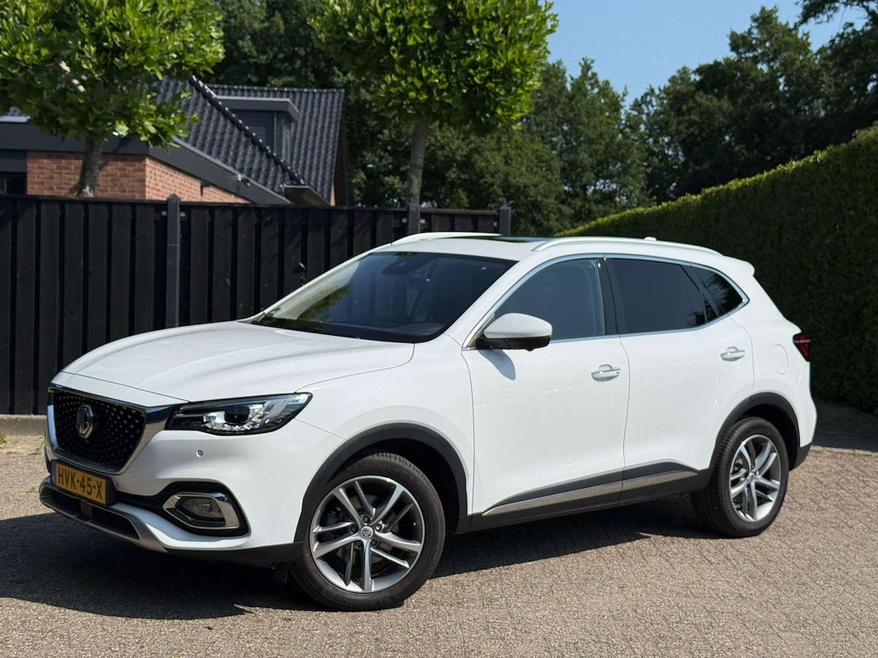 MG EHS - 1.5 TGDI Luxury 1.5 TGDI Luxury - AutoWereld.nl