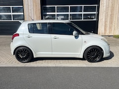 Suzuki Swift - 1.3 GA AIRCO STUURBEKRACHTIGING APK SPORT