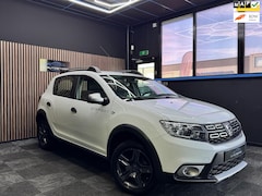 Dacia Sandero Stepway - 0.9 TCe SL Automaat 1e Eig 45000km navi R camera led Bluetooth