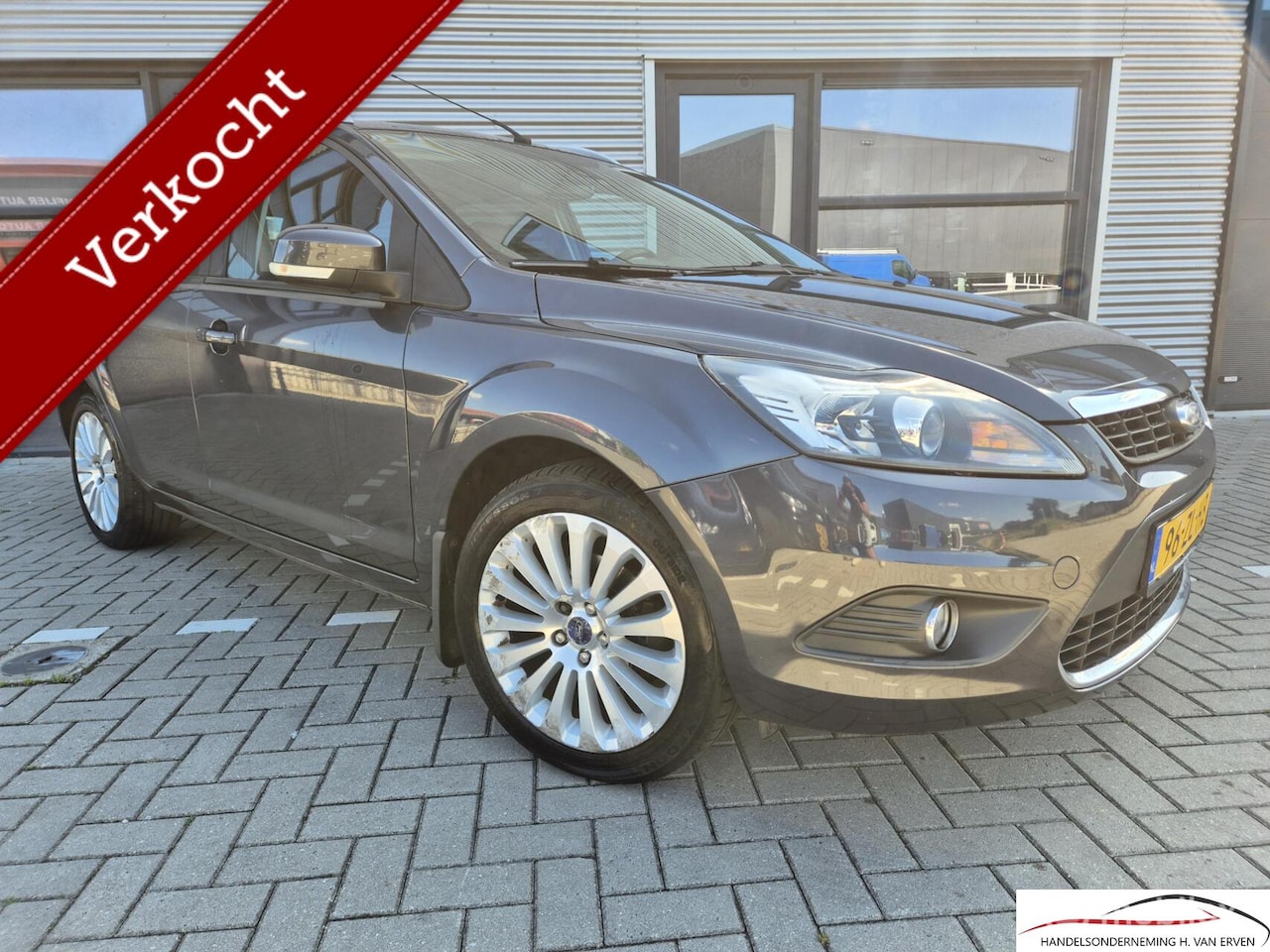 Ford Focus Wagon - 1.6 Titanium CLIMA CRUISE PDC NAP - AutoWereld.nl