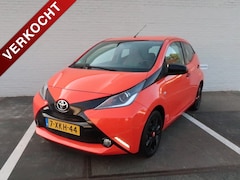Toyota Aygo - 1.0 VVT-i 69pk 5-Drs X-Cite I Airco I Navigatie I Cruise Control I Trekhaak I Camera I