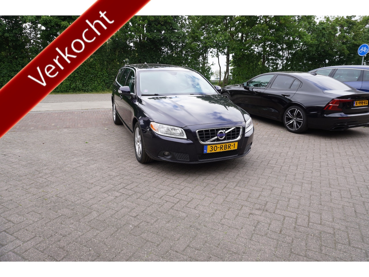 Volvo V70 - 1.6 T4 Momentum AUTOMAAT NAVI LEER STOELVERWARMING - AutoWereld.nl