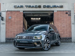 Volkswagen Tiguan - 2.0 TSI 4Motion R-Line Pano / Trekhaak / Camera