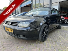 Volkswagen Golf - 2.0 Highline airco trekhaak climate