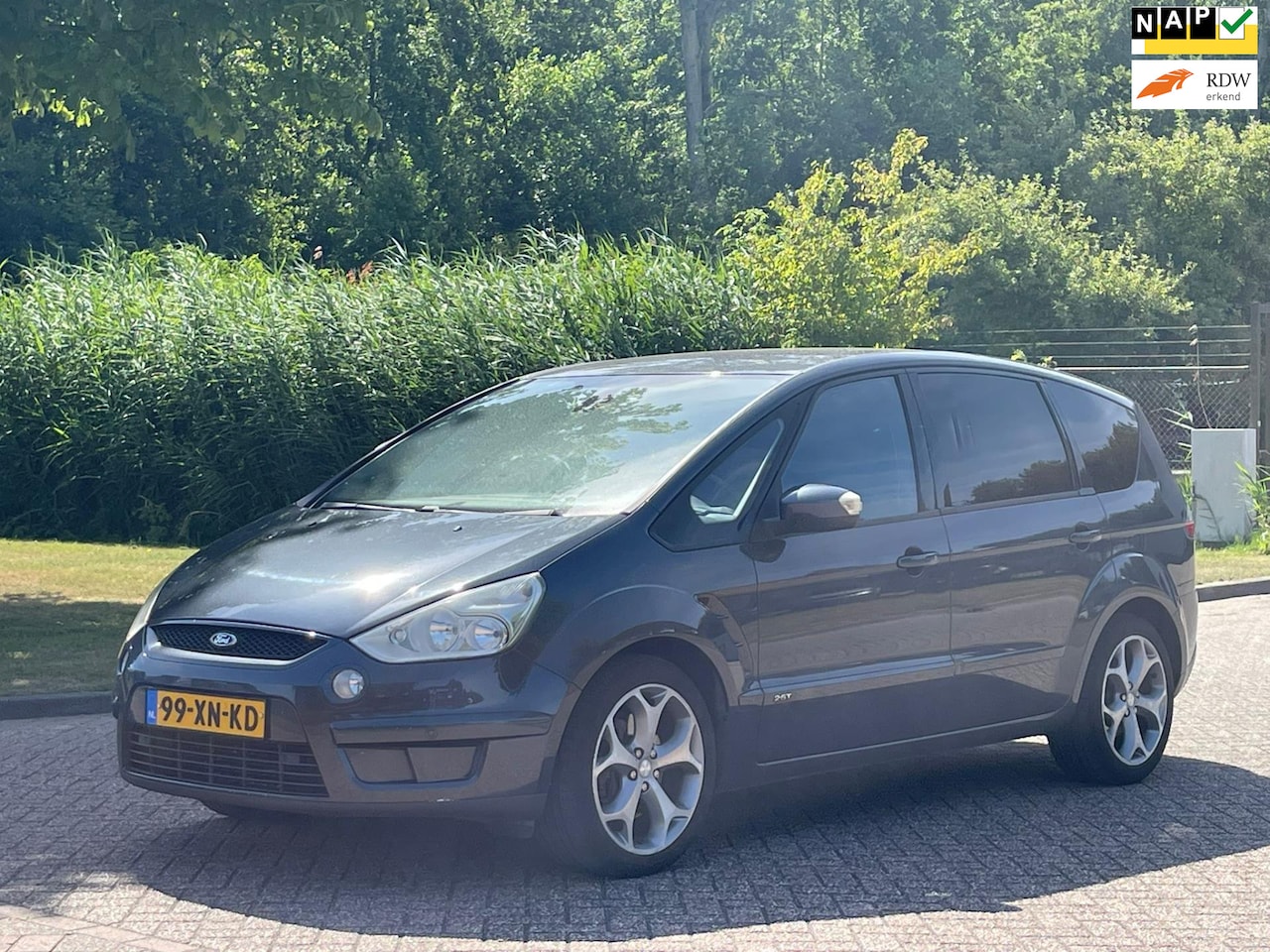 Ford S-Max - 2.5-20V Turbo/AIRCO/CRUISE/HALF LEDER/NAVI/PARKEERSENS VOOR-ACHTER/TREKHAAK - AutoWereld.nl