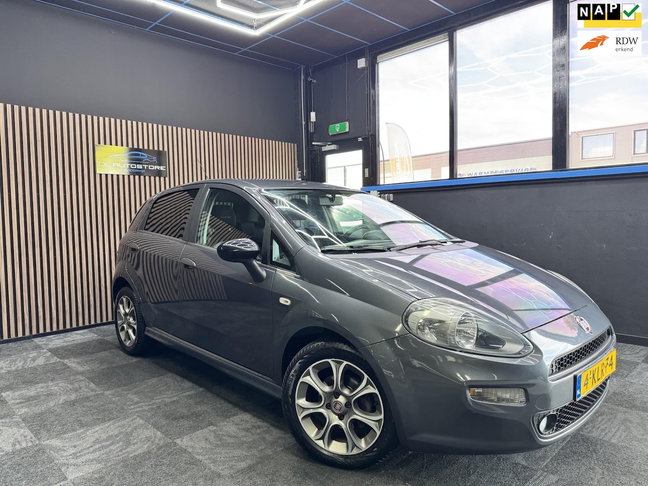 Fiat Punto Evo - TwinAir Easy 121000km!! Airco Cruise Lm velgen Trekhaak Zeer nette Auto - AutoWereld.nl