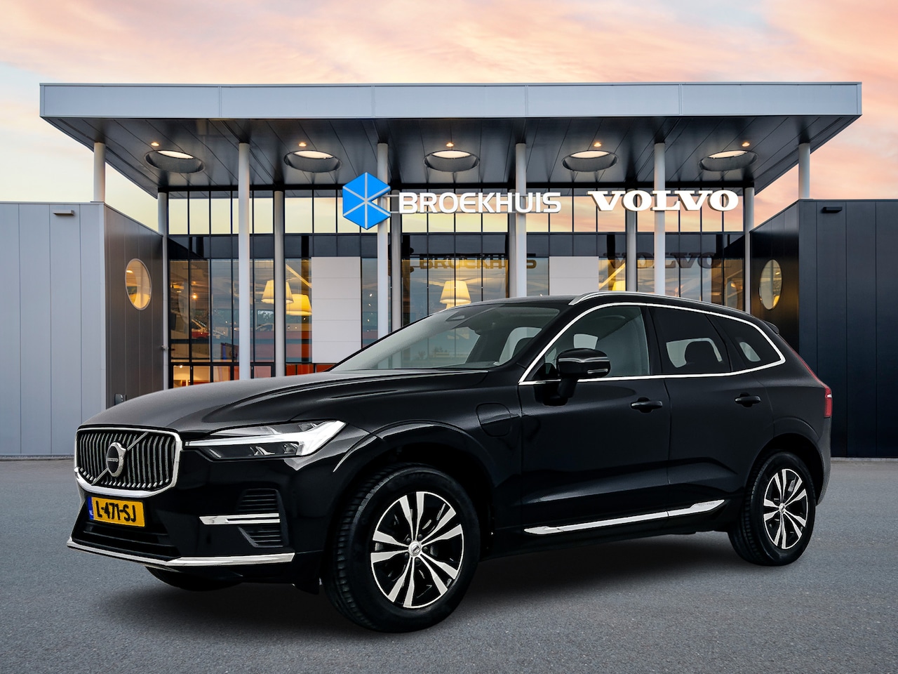 Volvo XC60 - T6 Recharge AWD Inscription Expression | 18' | Google | Panoramadak | Trekhaak | Stoel/stu - AutoWereld.nl