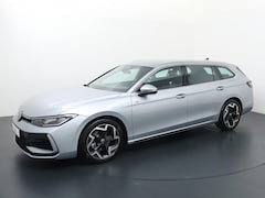 Volkswagen Passat Variant - 1.5 eTSI R-Line Business | 150 PK | Trekhaak | Ergo Active stoelen | El. achterklep | Stoe