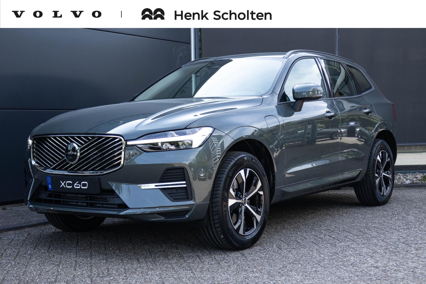 Volvo XC60 - T6 Plug-in hybrid AWD Essential | Google Navigatie | All Season banden | Nordico interieur - AutoWereld.nl