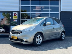 Kia Venga - 1.4 CVVT DynamicPLusLine, Airco, Bluetooth, Camera, Cruise, Navi, PDC