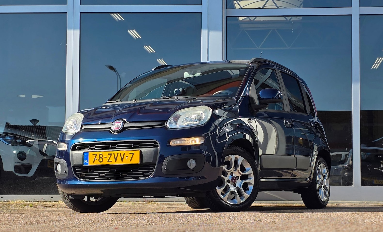 Fiat Panda - 0.9 TwinAir Lounge Airco Mooi! APK 27-02-2026 - AutoWereld.nl