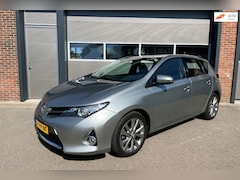 Toyota Auris - 1.8 Hybrid Aspiration-Navigatie-LM-Camera-Stoelverwarming