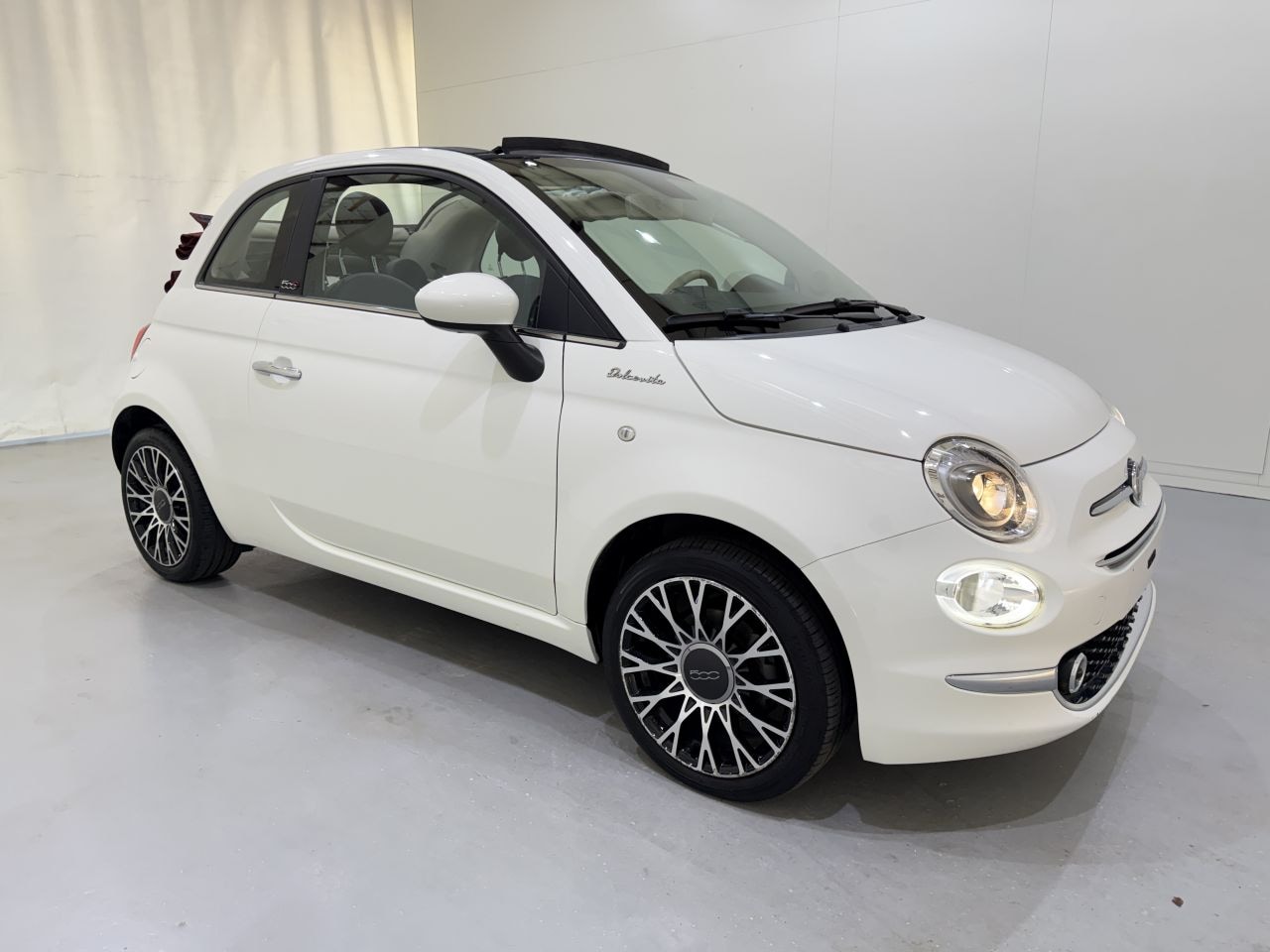 Fiat 500 C - 1.0 70 MHEV Dolcevita Clima - AutoWereld.nl