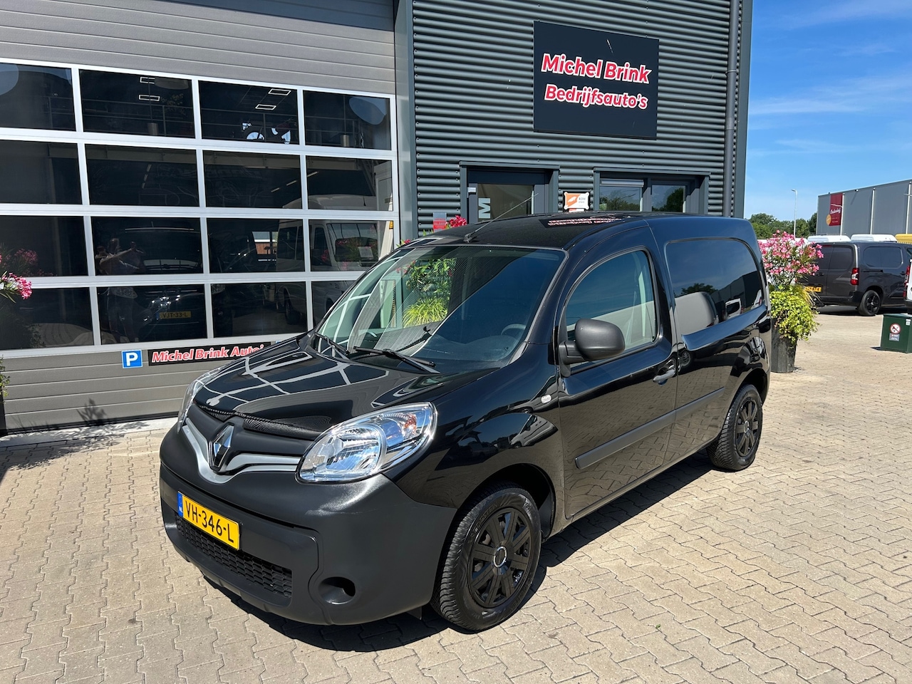 Renault Kangoo Express - 1.5 dCi 90 Express Black Edition S&S - AutoWereld.nl
