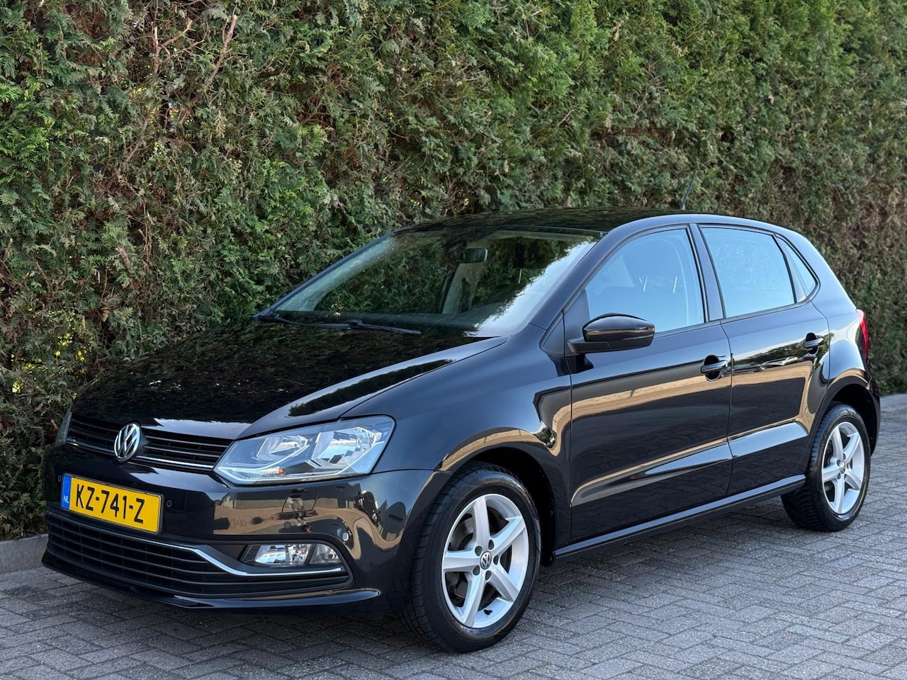 Volkswagen Polo - 1.4 TDI CarPlay EURO 6 Navigatie Camera - AutoWereld.nl