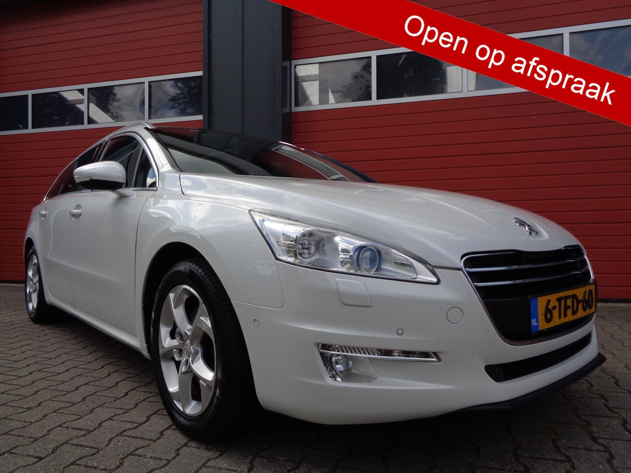 Peugeot 508 SW - 1.6 Blue Lease Executive Clima Cruise Pano-Dak Navi LMV Trekhaak NL-Auto - AutoWereld.nl