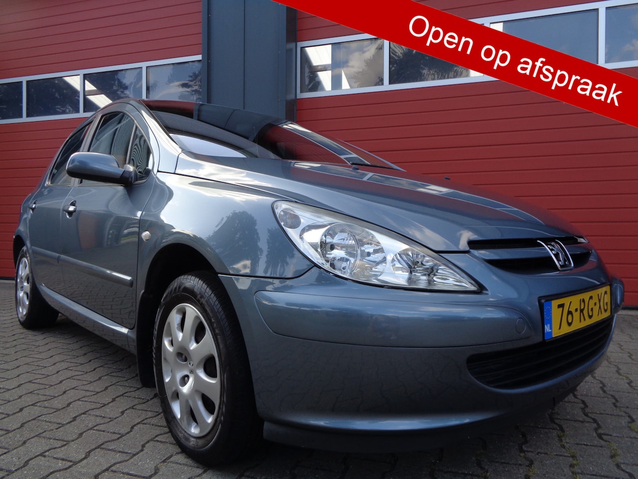 Peugeot 307 - 1.4-16V XS Premium 89PK Clima Cruise LMV 114DKm NAP 5DRS Trekhaak NL-auto - AutoWereld.nl