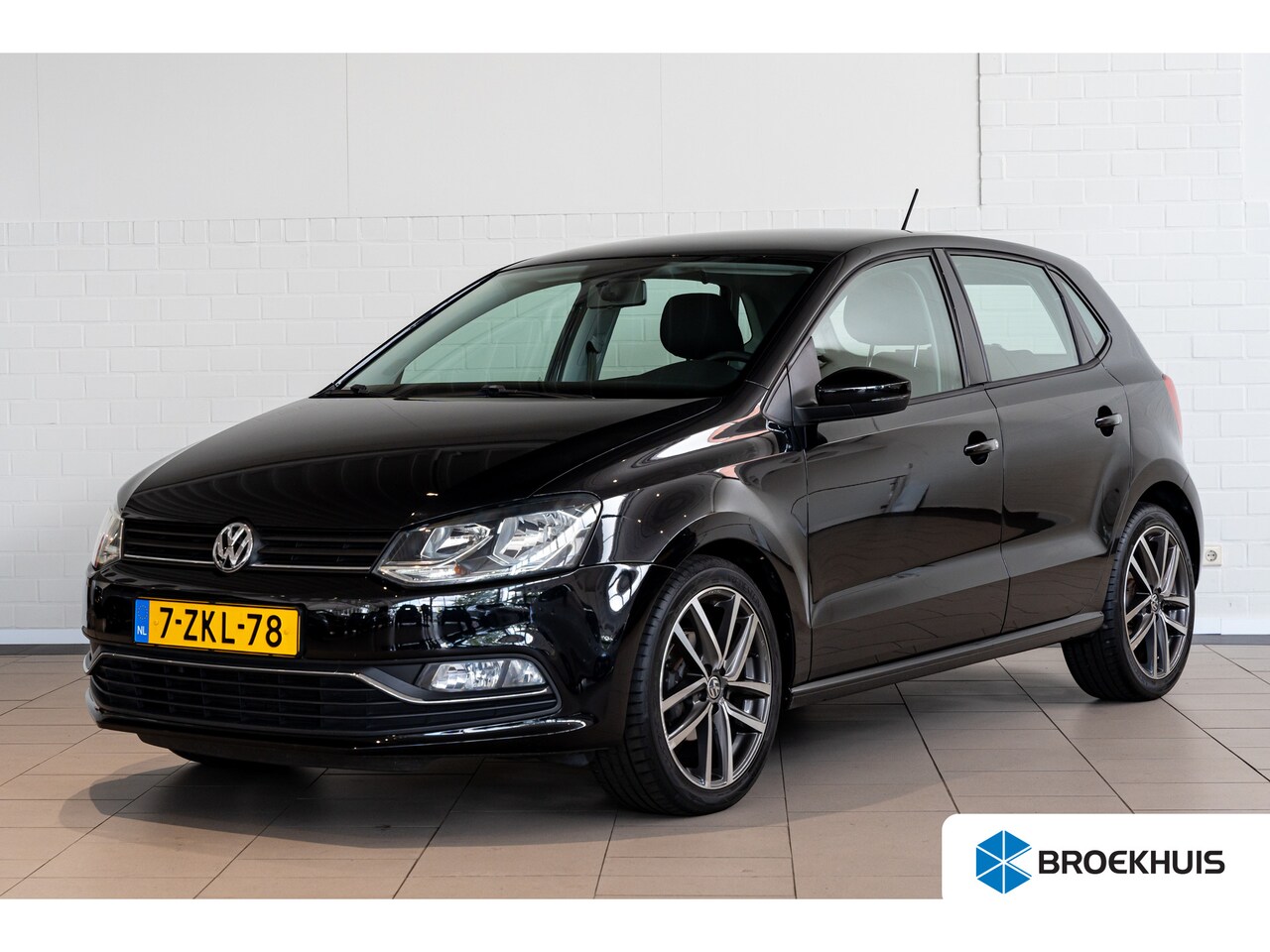 Volkswagen Polo - 1.2 TSI Comfortline | Lichtmetalen velgen | Airco | Cruise controle | El. ramen voor en ac - AutoWereld.nl