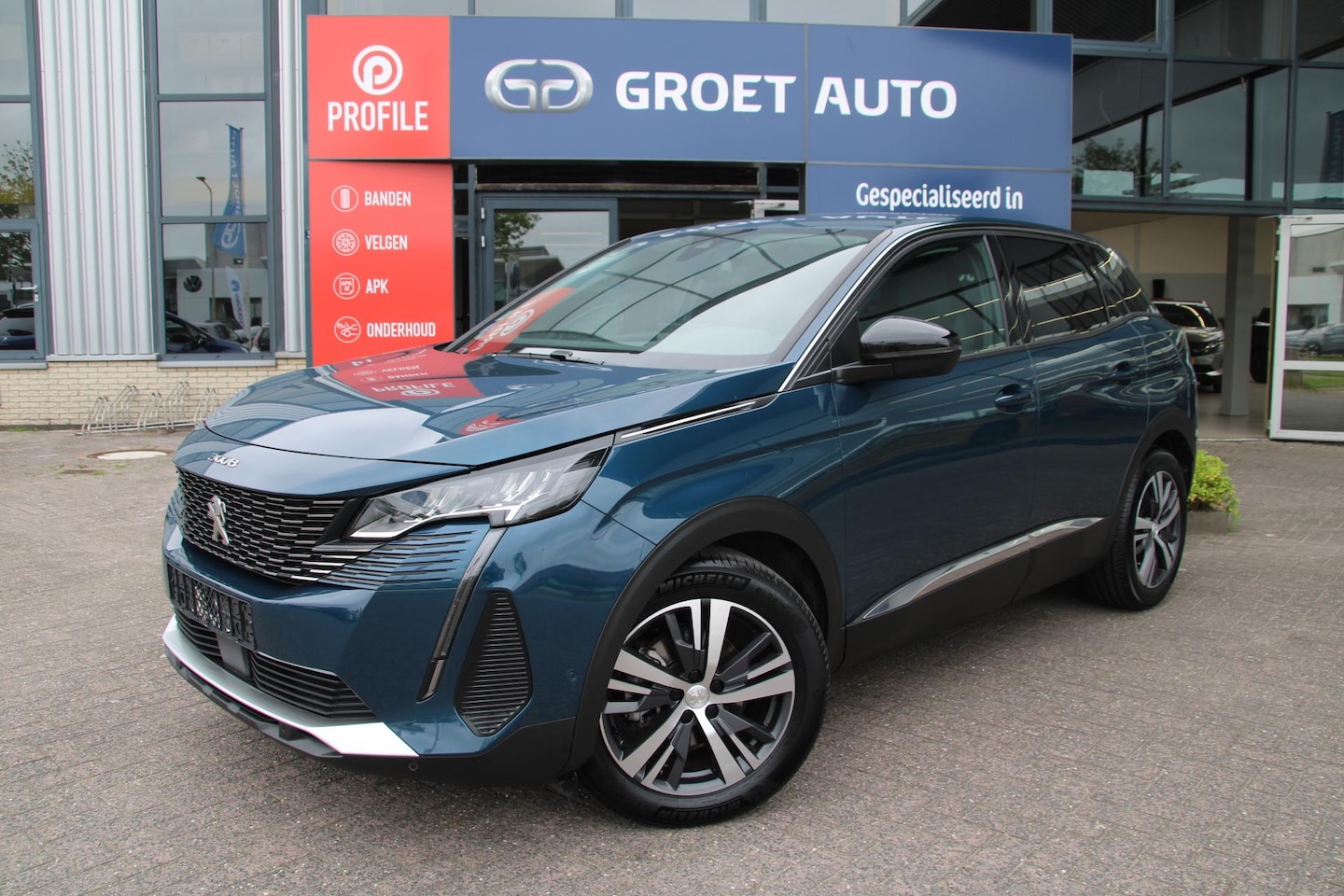 Peugeot 3008 - 1.2 PureTech 130pk Allure Pack Airco Navi Camera Carplay - AutoWereld.nl