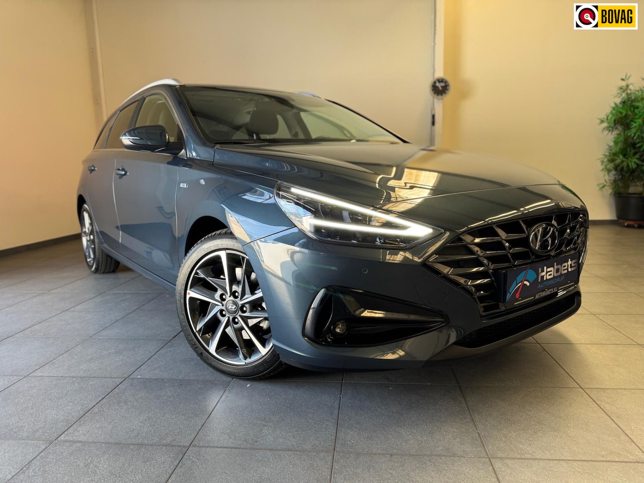 Hyundai i30 Wagon - 1.5 T-GDi MHEV Premium 160pk Hybrid - 5 jaar Fab. Garantie- Full options - AutoWereld.nl