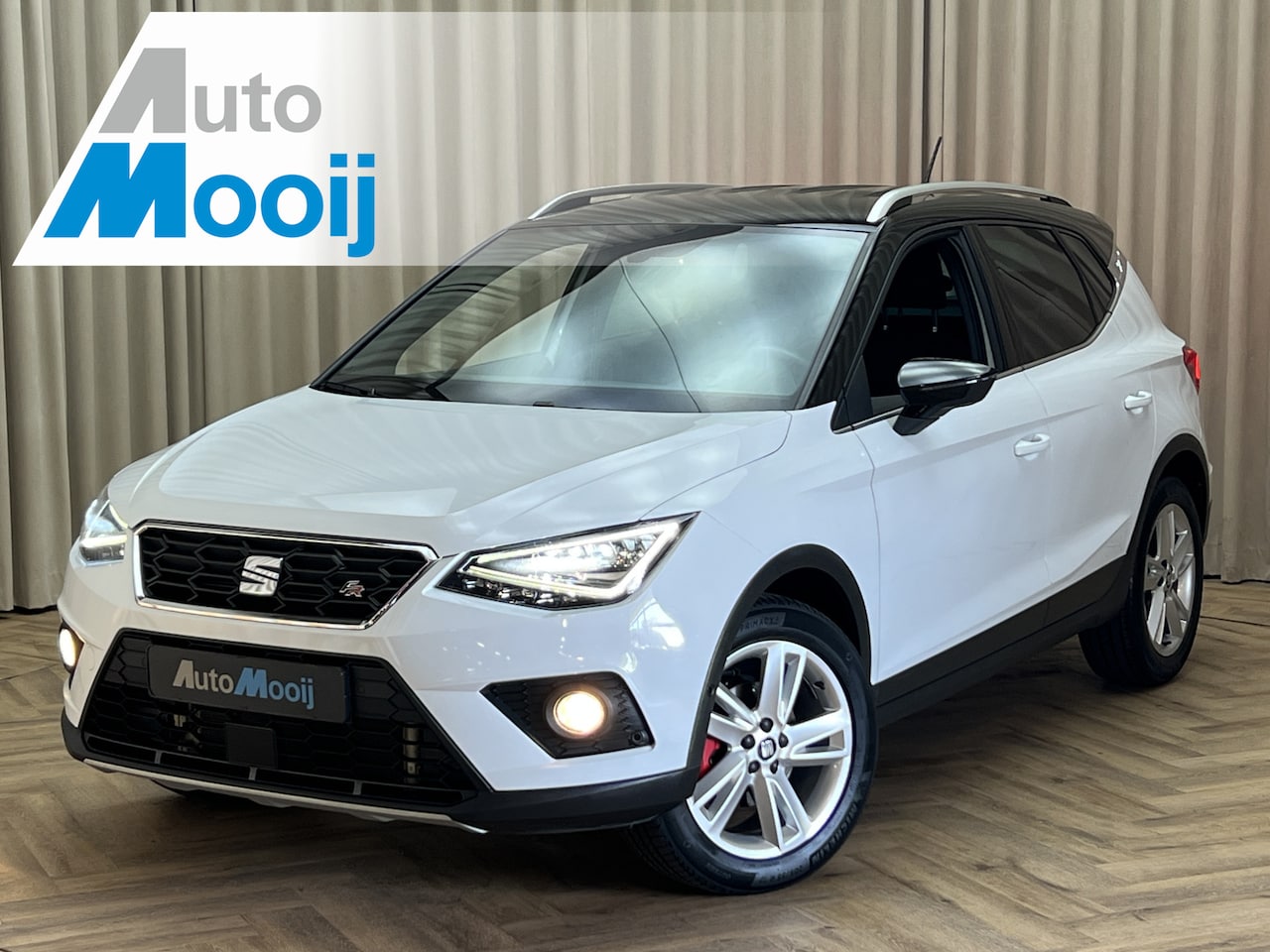 SEAT Arona - 1.0 TSI FR *Virtual Cockpit* Automaat / CarPlay / Camera / P-Assist /  Adaptive Cruise / C - AutoWereld.nl