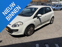 Fiat Punto Evo - 1.3 M-Jet Dynamic Gaat in noodloop waarschijnlijk roetfilter verstopt