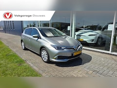 Toyota Auris - 1.8 Hybrid Executive | Automaat | Stoelverwarming | Keyless | Navi | Trekhaak