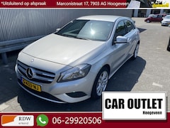 Mercedes-Benz A-klasse - 180 5-Drs, Leer, Clima, Stoelvw, CC, PDC & Cam. Elec.Trekh, LM– Inruil Mogelijk –
