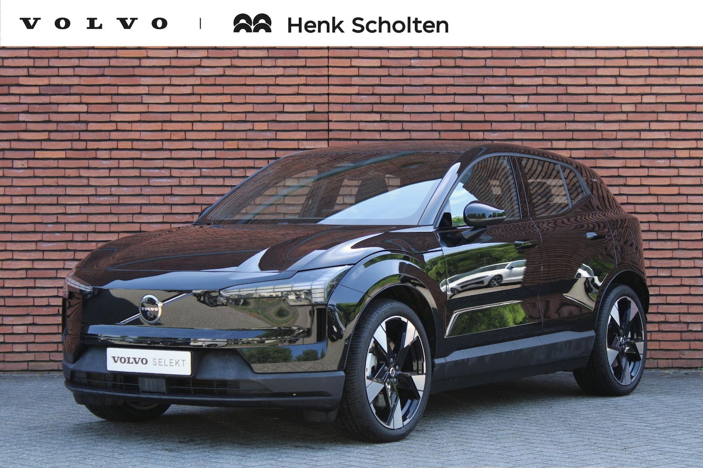 Volvo EX30 - Twin Motor Performance Ultra | Verwarmbare Voorstoelen | 20" Aero Velgen | Panorama Dak | - AutoWereld.nl