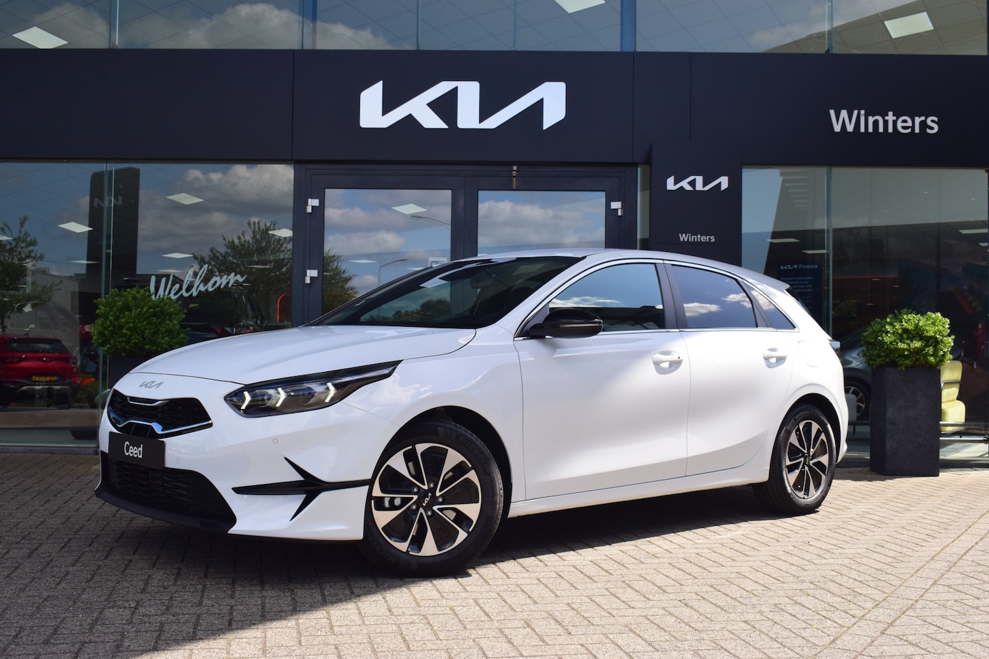 Kia Cee'd - Ceed 1.0 T-GDi Design Edition Nieuw uit voorraad leverbaar met tot 10jr. Kia garantie! - AutoWereld.nl