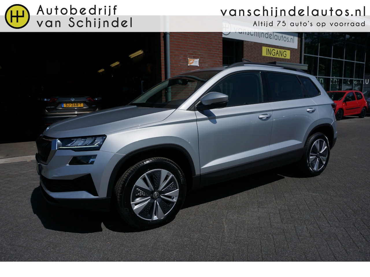 Skoda Karoq - 1.5 TSI ACT 150PK DSG7 BUSINESS EDITION LUXE NIEUW MODEL! KEURIGE NETTE STAAT DIGITALE COC - AutoWereld.nl