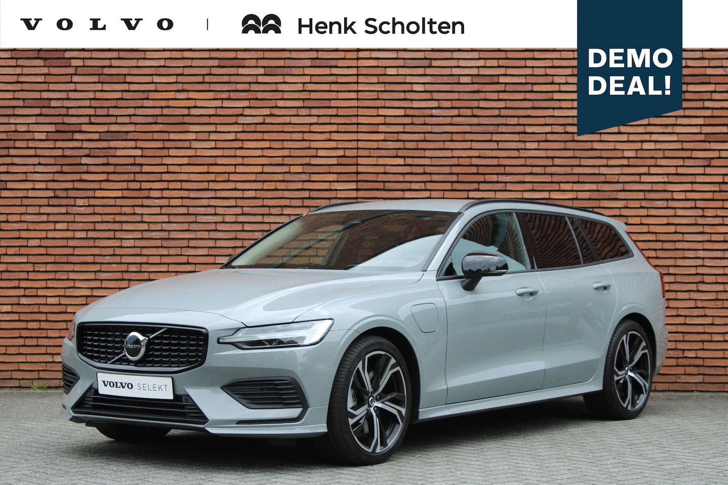 Volvo V60 - T6 Plug-in hybrid AWD Core Bright - AutoWereld.nl