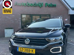 Volkswagen T-Roc - 1.5 TSI SPORT - 150PK - ZWART