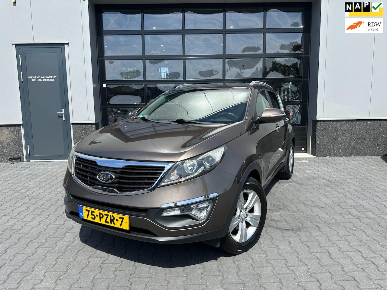 Kia Sportage - 2.0 X-ecutive Plus automaat trekhaak - AutoWereld.nl