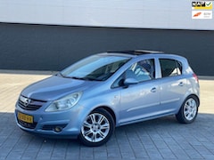 Opel Corsa - 1.2 Automaat I Panoramadak