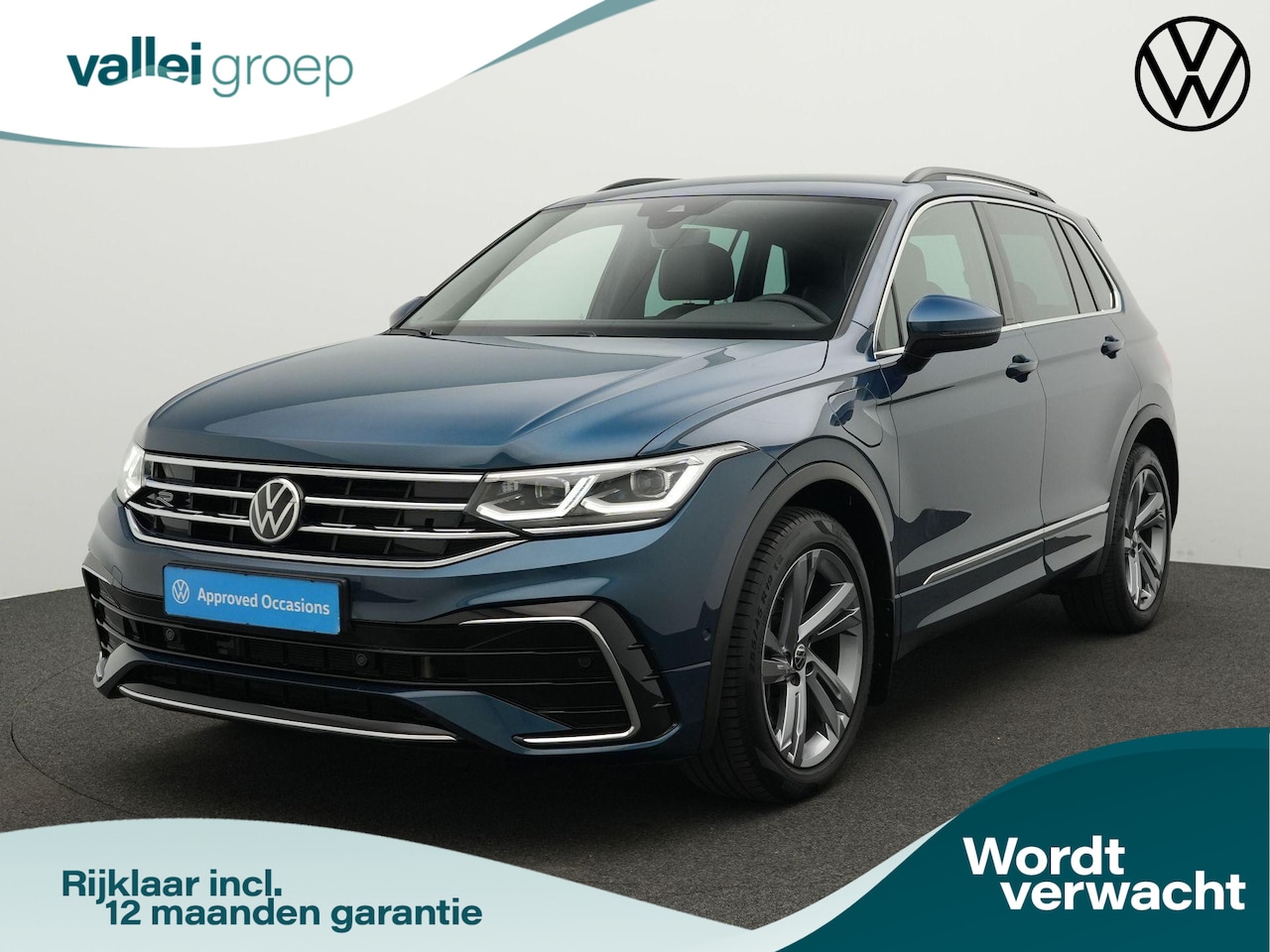Volkswagen Tiguan - 1.4 TSI 245 pk DSG eHybrid R-Line Business+ | Trekhaak | IQ Light | Stuur-/stoelverwarming - AutoWereld.nl
