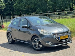 Peugeot 208 - 1.2 VTi Envy /Navi/Airco/