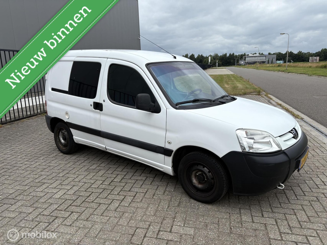 Peugeot Partner - bestel 120 1.6 HDI L1 XT marge - AutoWereld.nl