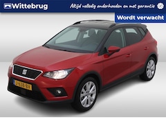 SEAT Arona - 1.0 TSI 95pk Style Business Intense / Stoelverwarming voor / Achteruitrij camera / 17'' LM