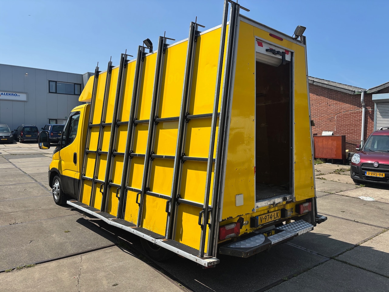 Iveco Daily - 35C16 2.3 375 Chassis Bakwagen Glasresteel Promotie
