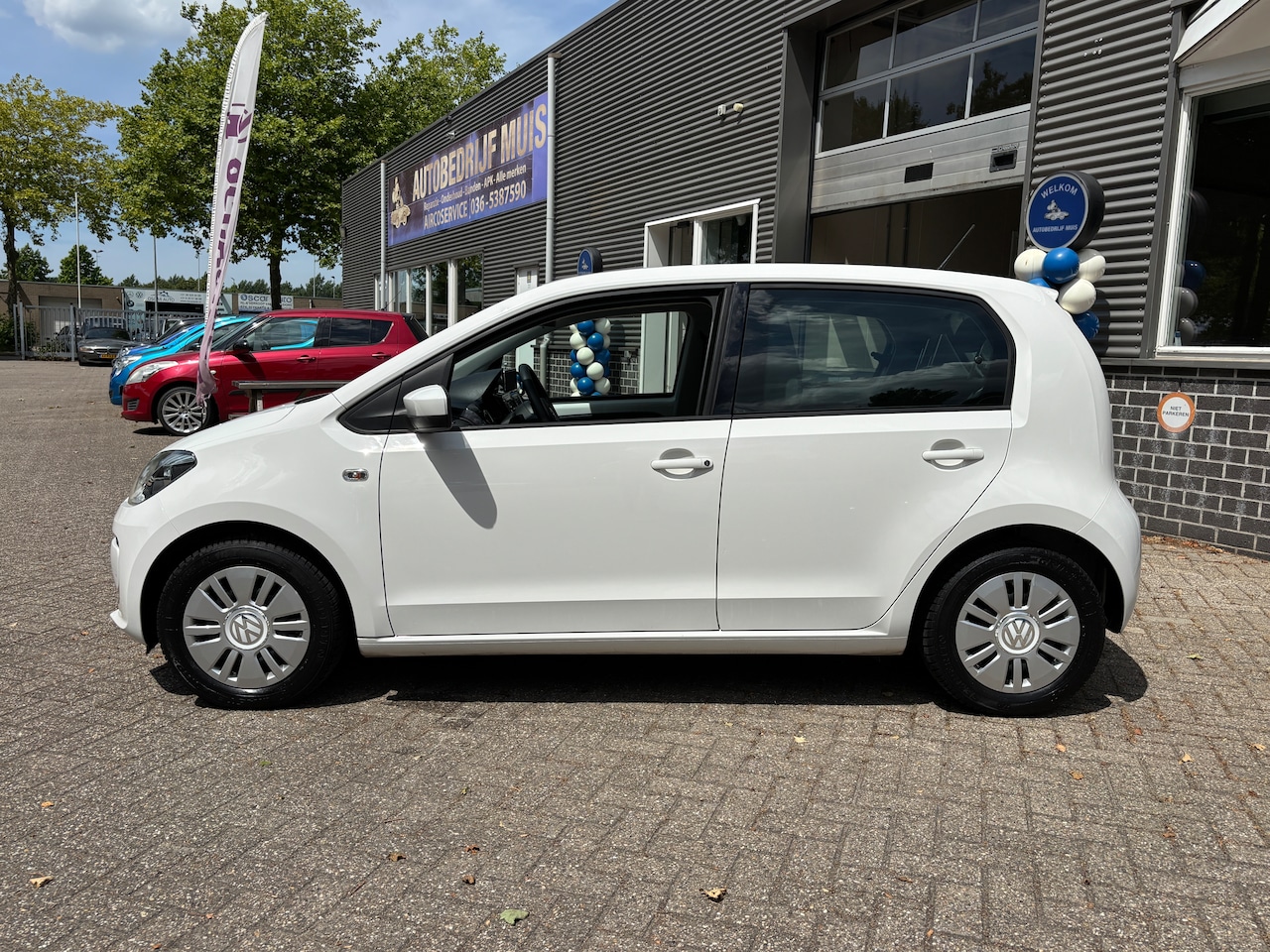 Volkswagen Up! - 1.0 move up! BlueMotion | Org-NL auto. 5drs. Airco. Dealer ondh.