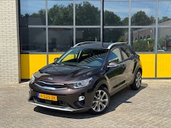 Kia Stonic - 100pk Navi, Camera & 4 seizoenen banden