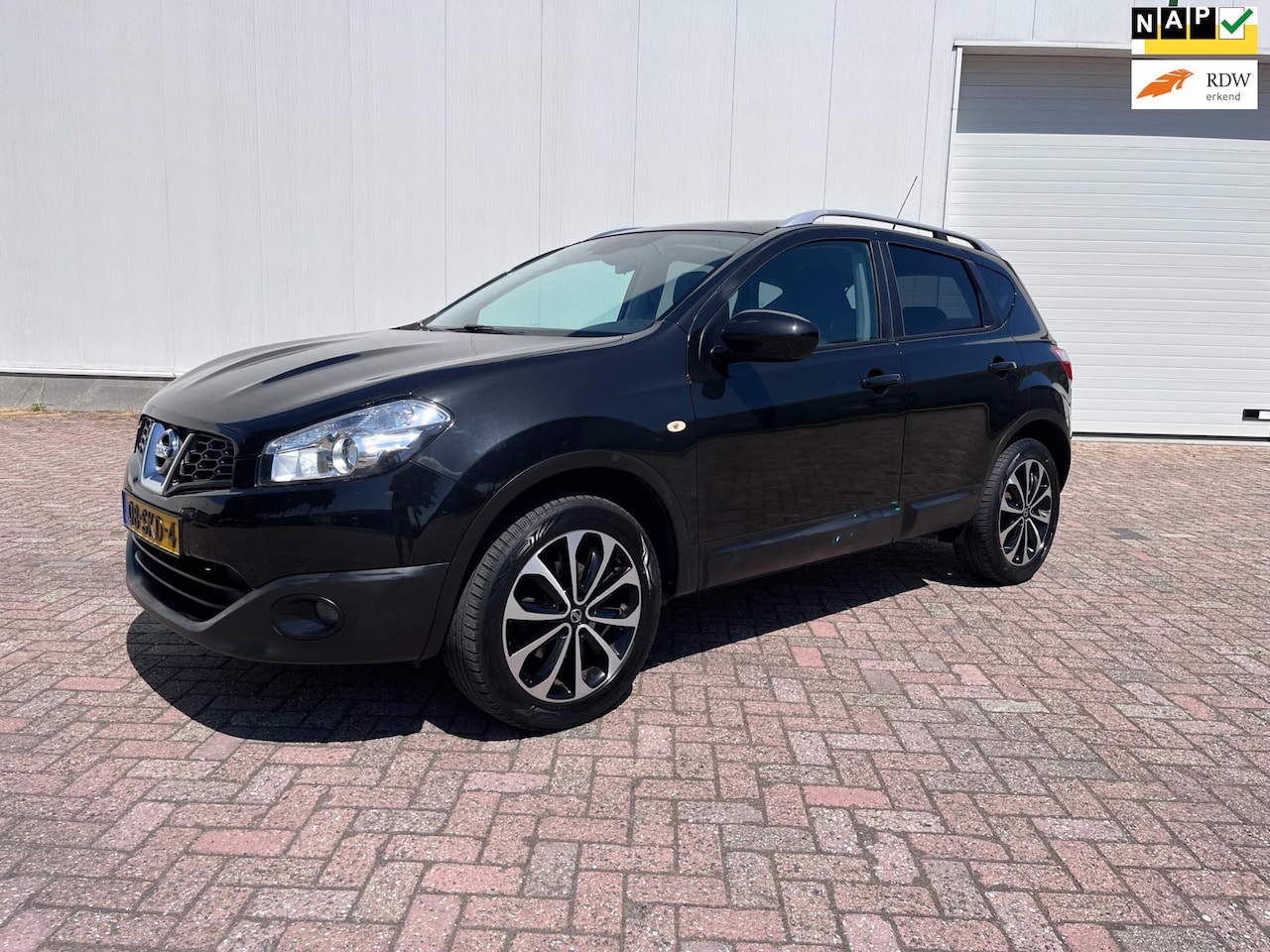 Nissan Qashqai - 1.6 Connect Edition Panorama dak*navigatie*ECC* airco* trekhaak* - AutoWereld.nl