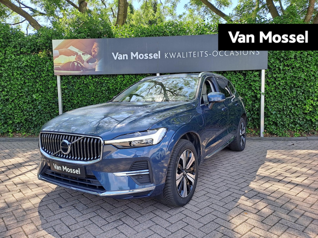Volvo XC60 - 2.0 T6 Plug-in hybrid AWD Plus Bright | PANO-SCHUIFDAK | LEER | TREKHAAK | CAMERA | GOOGLE - AutoWereld.nl