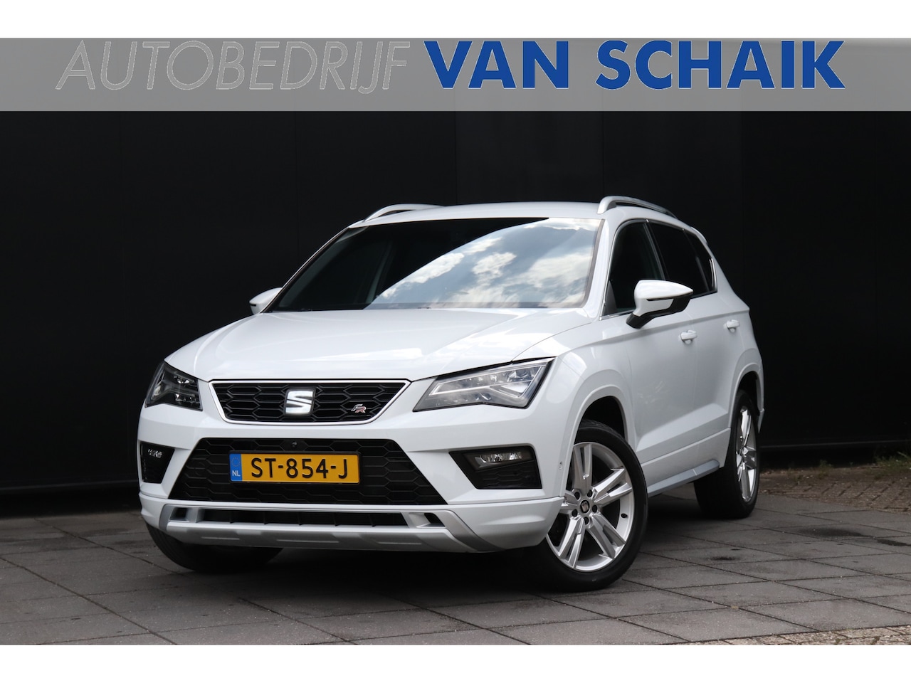 SEAT Ateca - 1.4 EcoTSI FR Business Intense | LEDER | 360° CAMERA | APPLE CARPLAY | NAVI | CRUISE | SEA - AutoWereld.nl