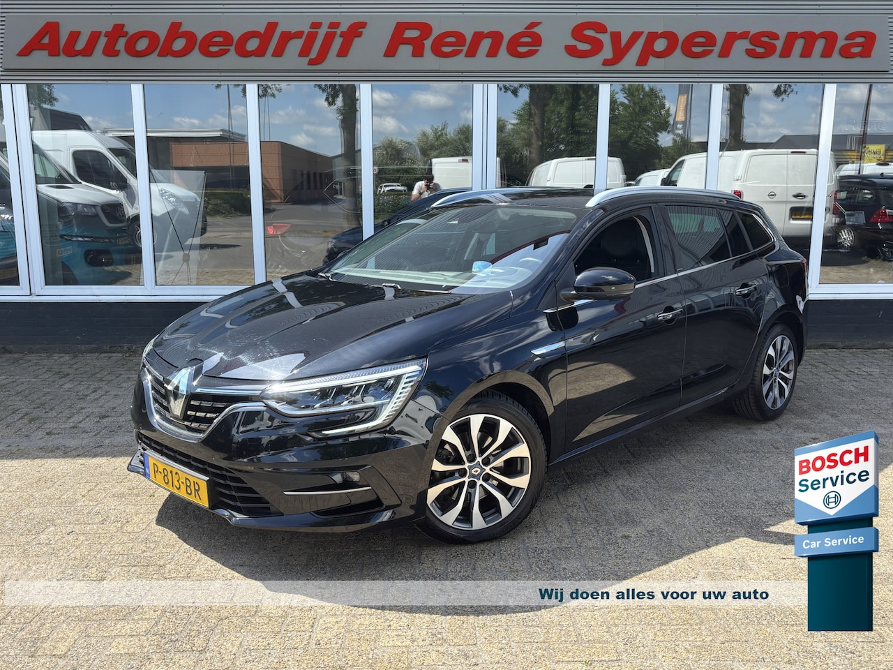 Renault Mégane E-Tech - Estate 1.6 Plug-In Hybrid 160 R.S. Line | Stuur en Stoel Verwarming | Parkeer Assist | Hea - AutoWereld.nl